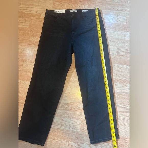 Blue Slim Straight Jeans Classic Fit Social Standard NWT Size 14 - Picture 4 of 7